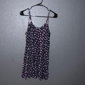 Spaghetti strap floral dress 👗